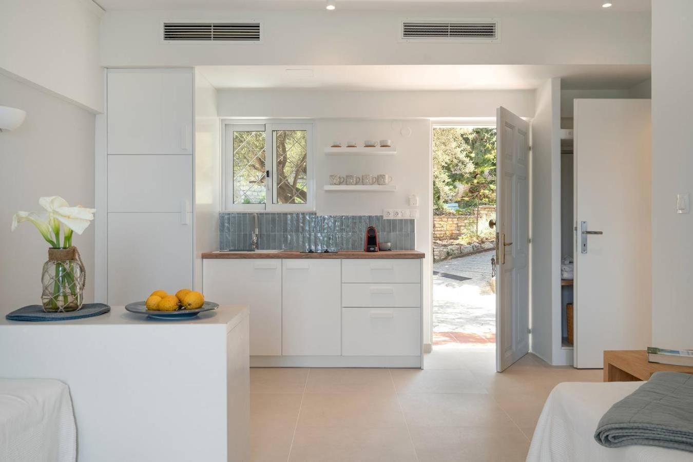 Myrto Homes Lefkada Agios Nikitas Greece エクステリア 写真