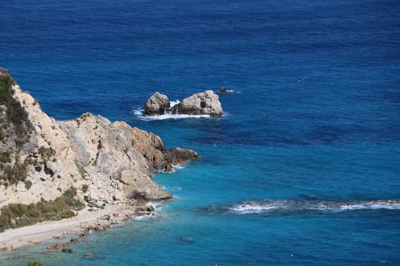 Myrto Homes Lefkada Agios Nikitas Greece エクステリア 写真